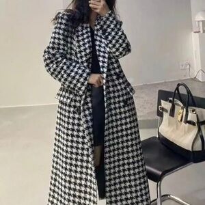 Stylish Black and White Houndstooth Coat